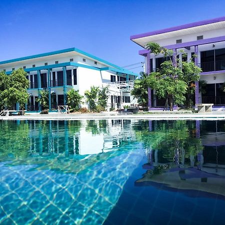 Menam Resort Nakhon Pathom Exterior foto