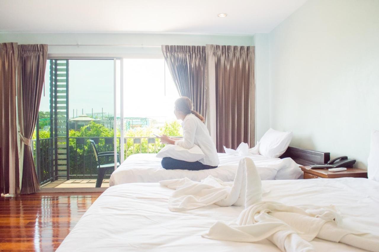 Menam Resort Nakhon Pathom Exterior foto